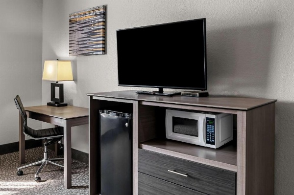 Best Western Sherwood Inn & Suites image 15