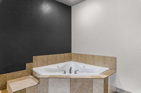 Best Western Sherwood Inn & Suites image 20