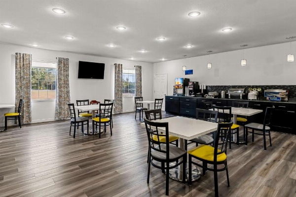 Best Western Sherwood Inn & Suites image 30